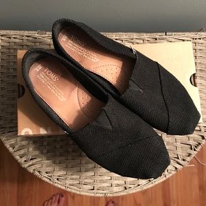 TOMS Black Burlap size 9